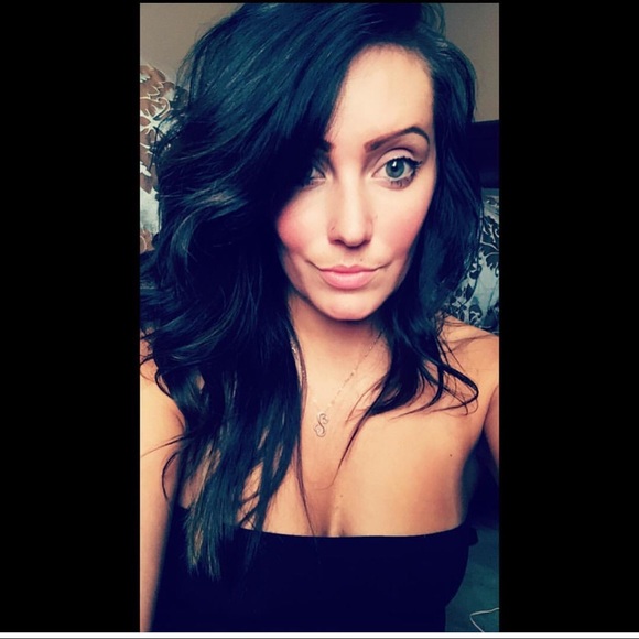 Tamara 💕🍷🍝🏈👨👩👧👦 - Picture 2 of 4